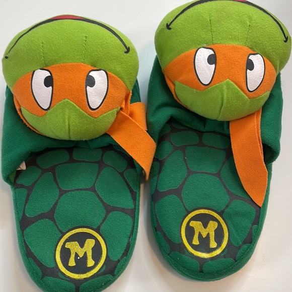 Teenage Mutant Ninja Turtle Slippers Size Medium 7-8 - Picture 3 of 12